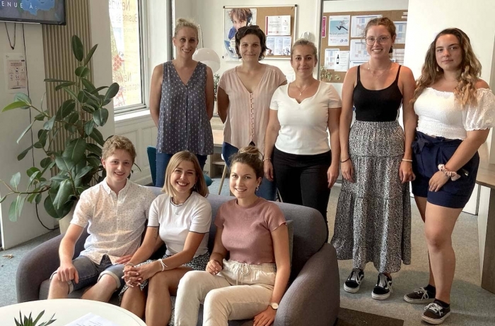 swiss students group learn french